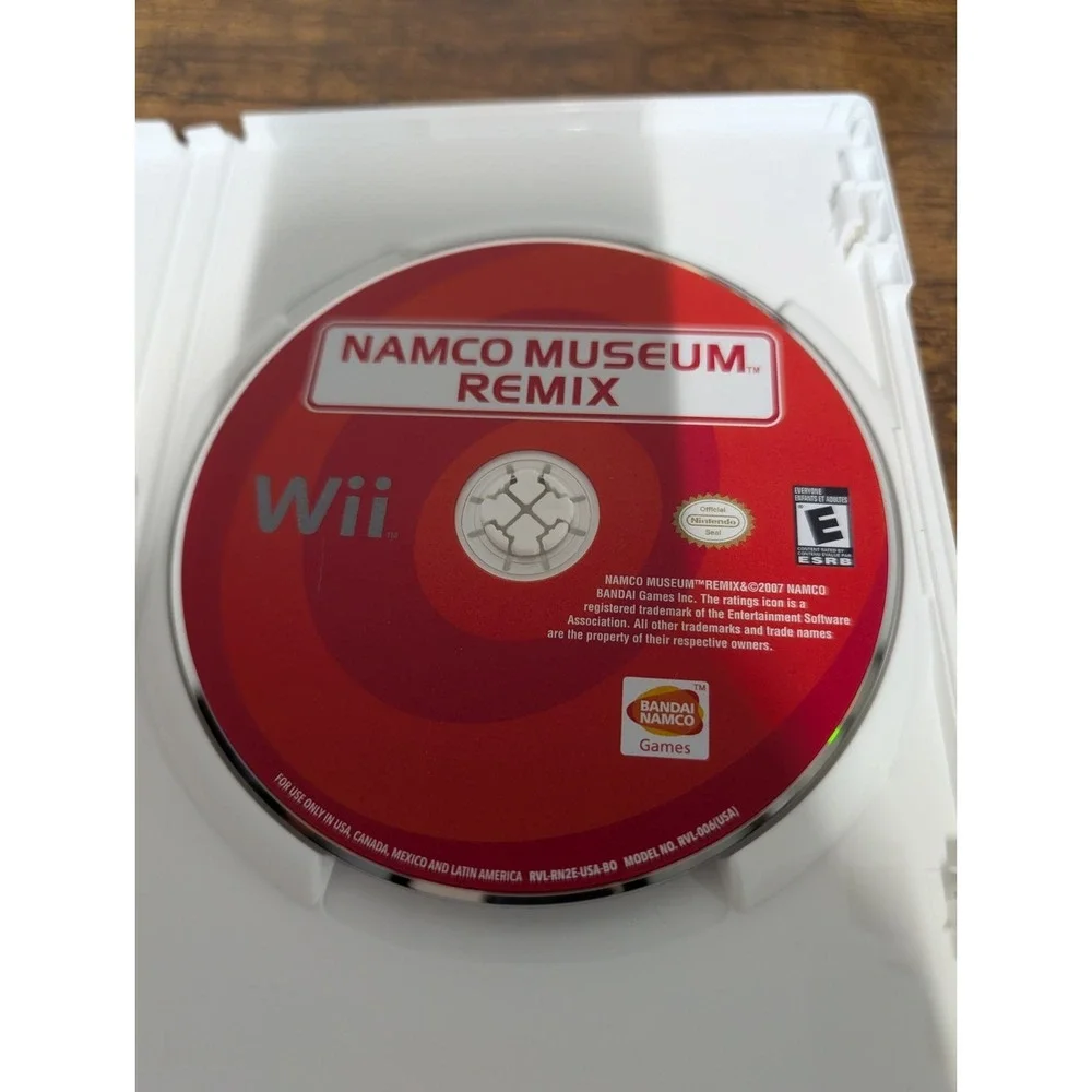 Namco Museum Remix‎ Nintendo Wii Complete CIB Pac Man